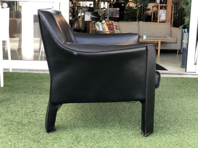 カッシーナ（Cassina） 415 キャブ ソファ（415 CAB） | 入荷商品 