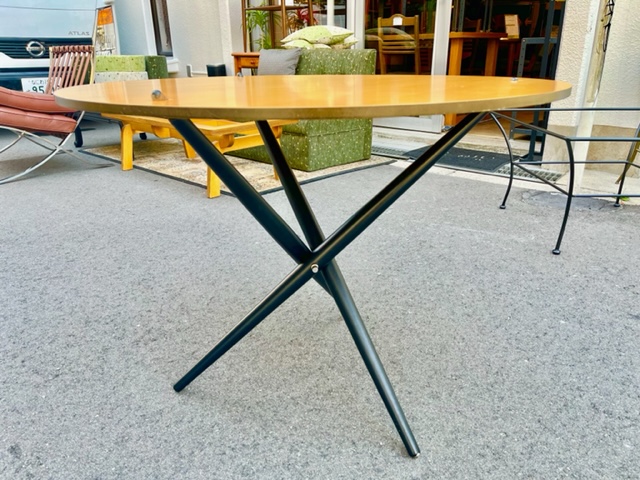 Vitra／ヴィトラ／ハンス・ベルマン／コロニアルテーブル | 入荷商品